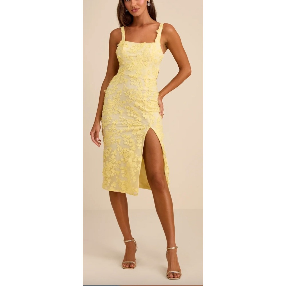 NWT Lulus Regina Light Yellow Floral Embroidered Tie-Back Midi Dress Sz Large